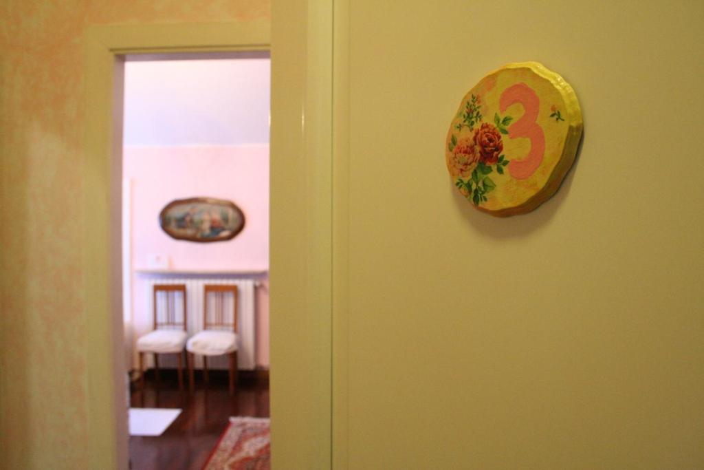 Corte Posta B&B - Parcheggio E Bagno In Camera Mantua Habitación foto