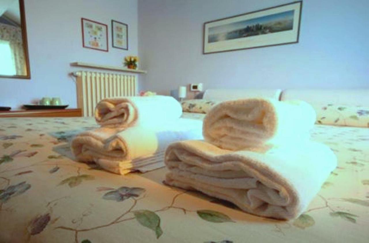 Corte Posta B&B - Parcheggio E Bagno In Camera Mantua Exterior foto
